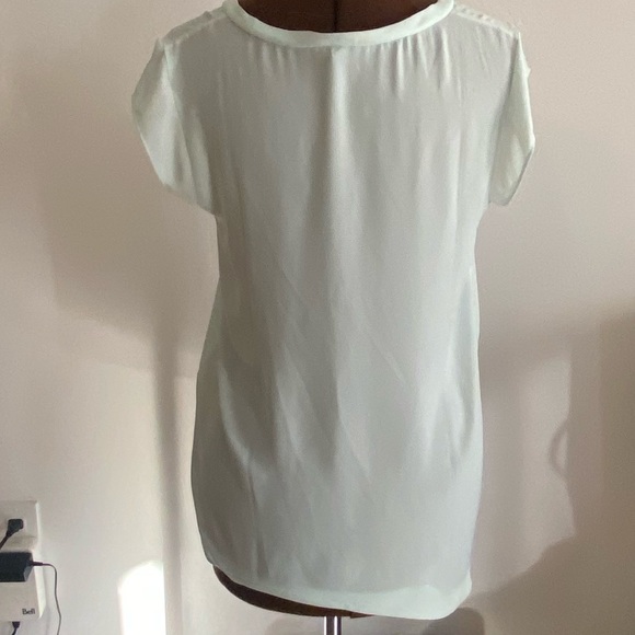 💚🤍BANANA REPUBLIC 🤍💚 Pastel teal sleeveless top in Large. In great shape. - Picture 7 of 11